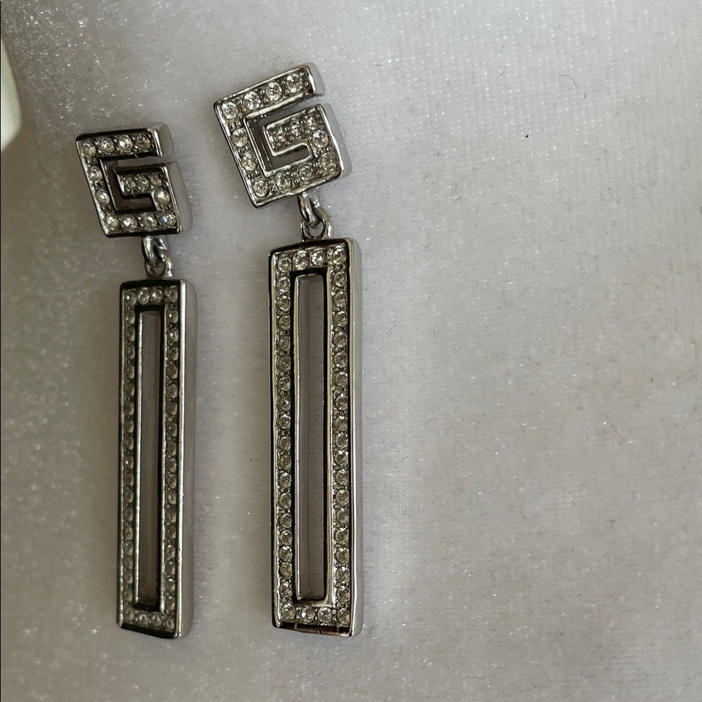 GIVENCHY G Logo Susan Caplan Silver Crystal Drop Post Statement Earrings - Picture 11 of 17